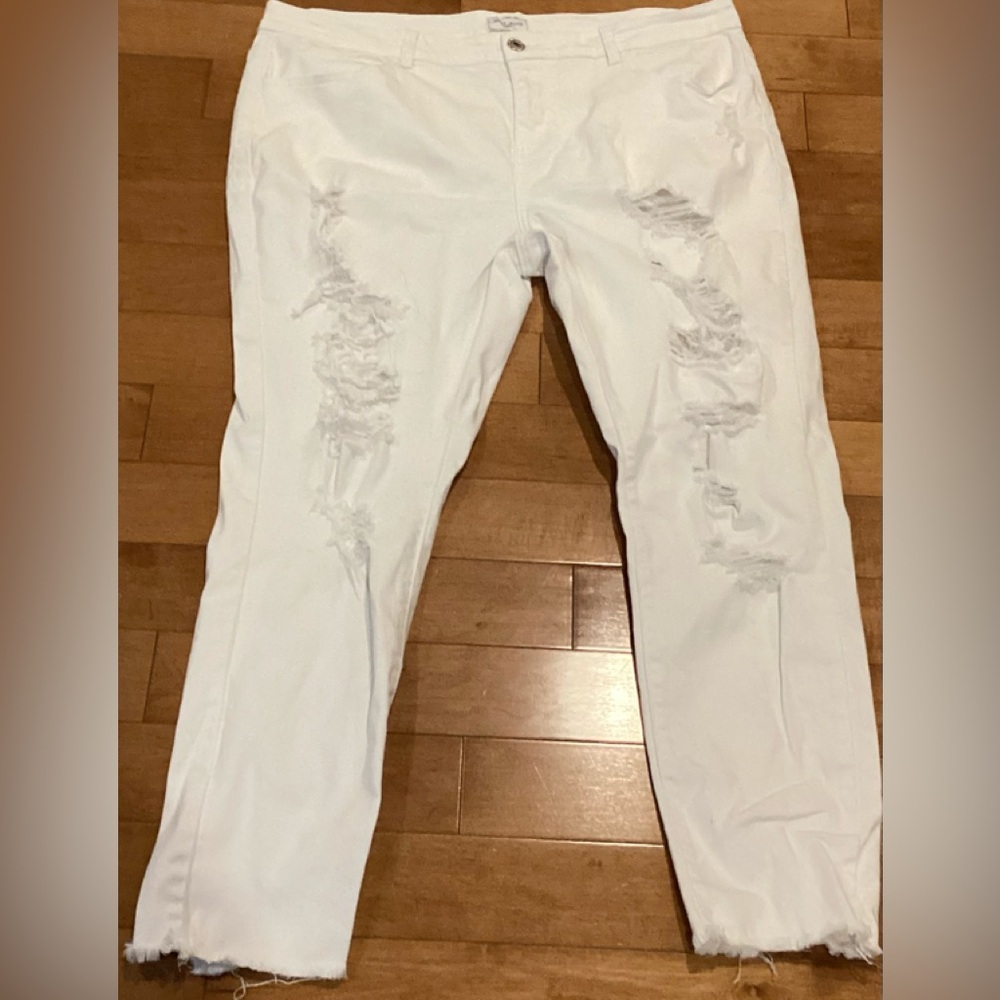 GOGO White Distressed Jeans